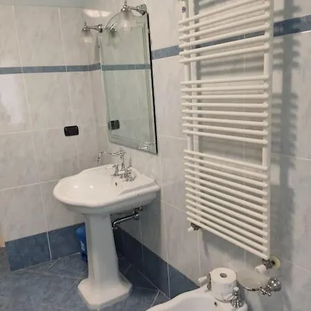 شقة Ca'rossa